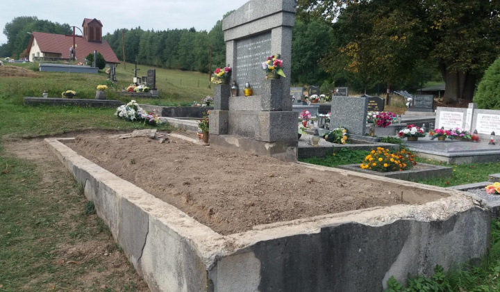 Rekonštrukcia partizánskeho hrobu